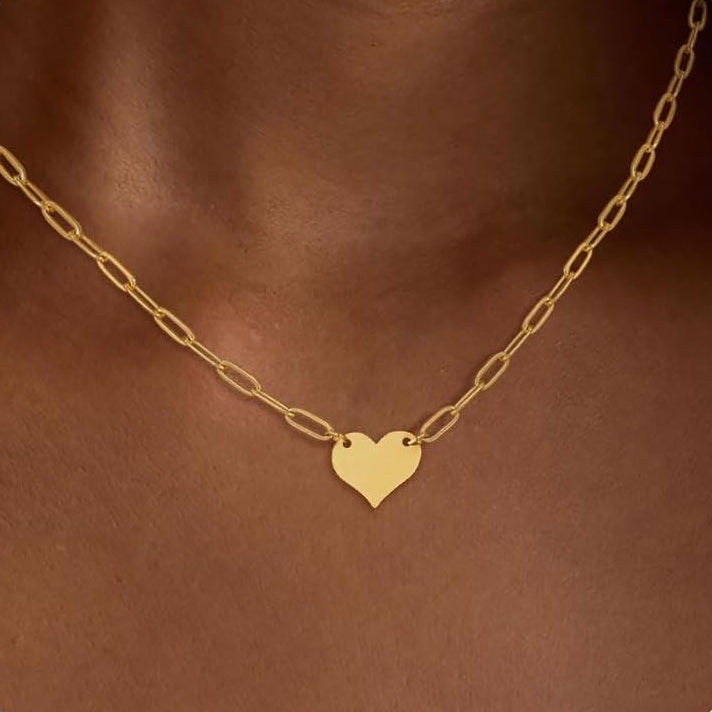 Yimari Minimalist Heart Necklace Gold Pendant Choker Design
