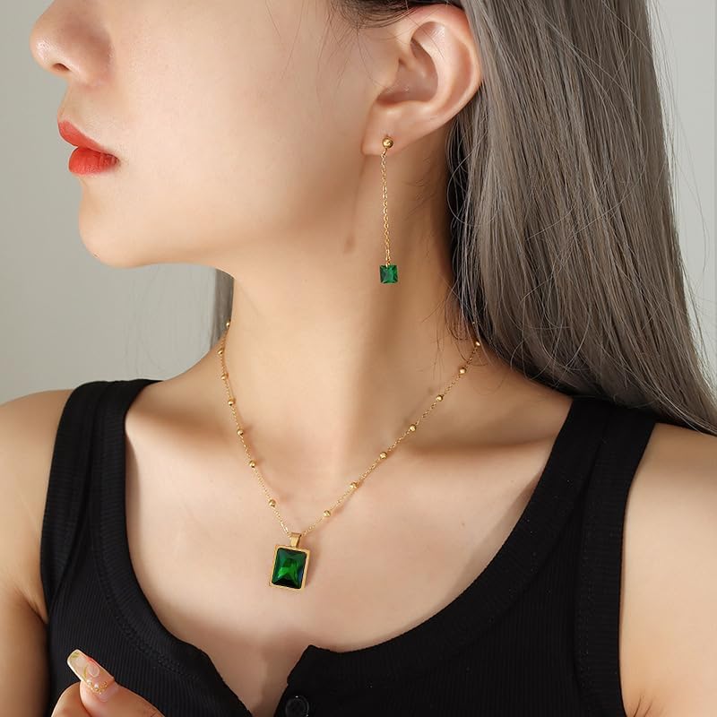 Yimari Birthstone Necklace Green CZ Pendant in Titanium Steel