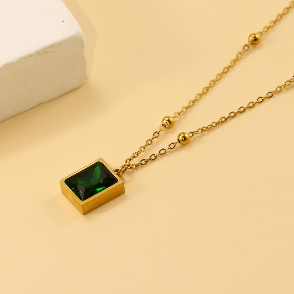 Yimari Birthstone Necklace Green CZ Pendant in Titanium Steel
