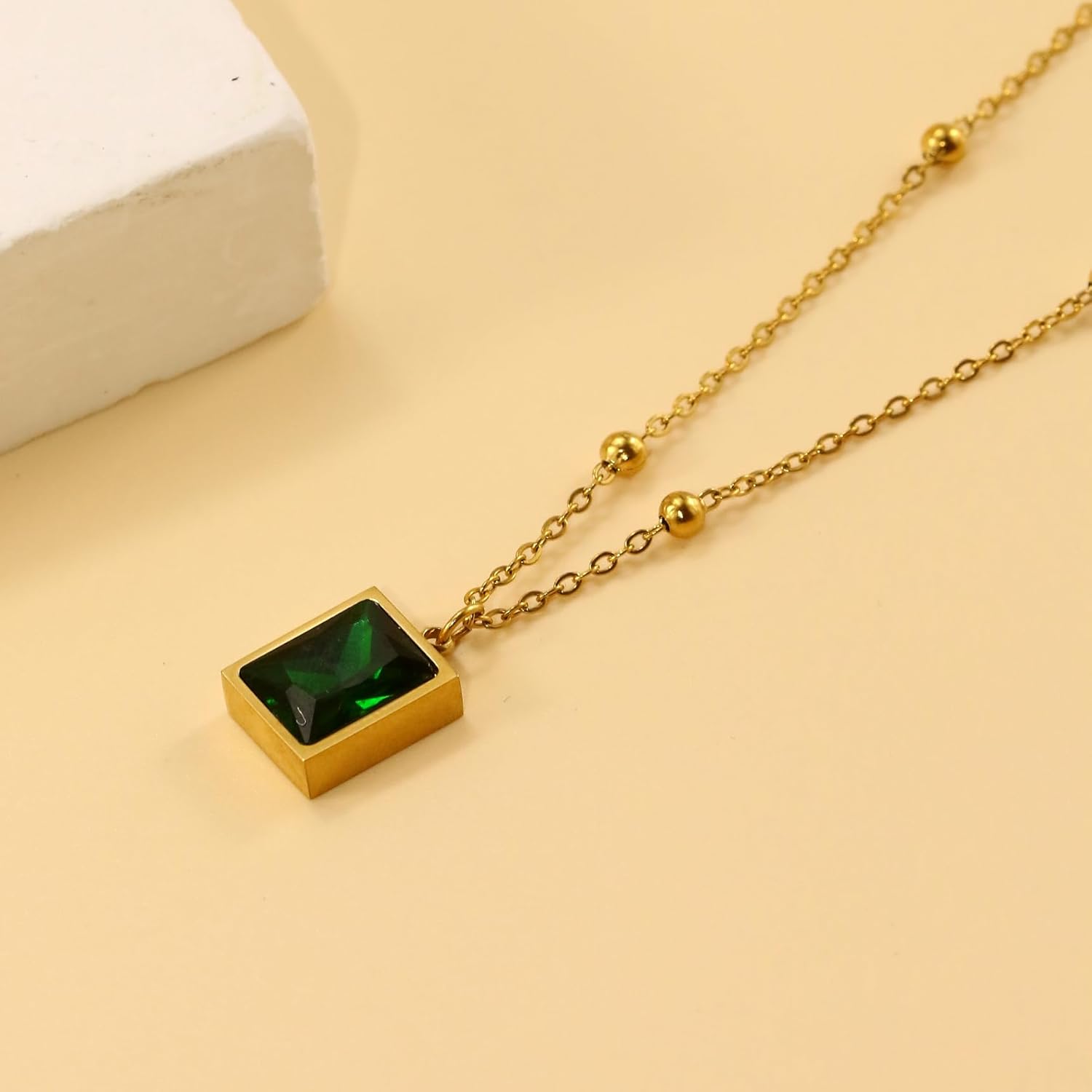 Yimari Birthstone Necklace Green CZ Pendant in Titanium Steel