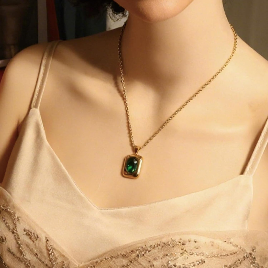 Yimari Handmade Pendant Necklace Minimal Gold Everyday Design
