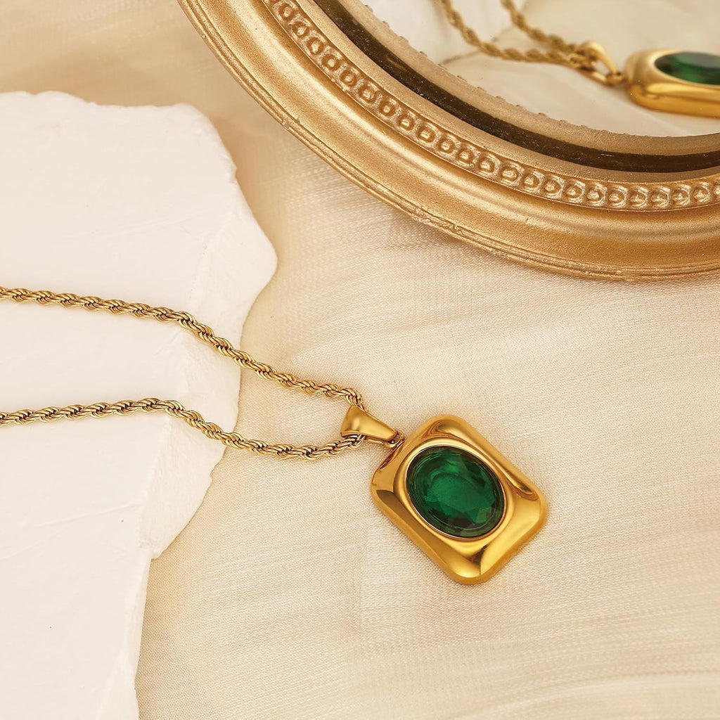 Yimari Handmade Pendant Necklace Minimal Gold Everyday Design